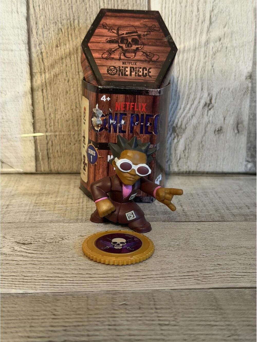 One Piece anime character mini figure 2